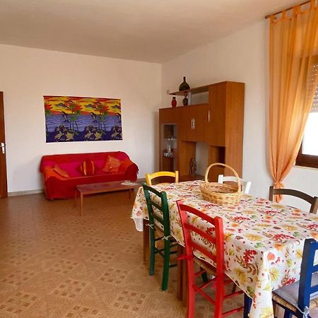I Fenicotteri - Appartamenti Sul Mare Calasetta Exterior foto